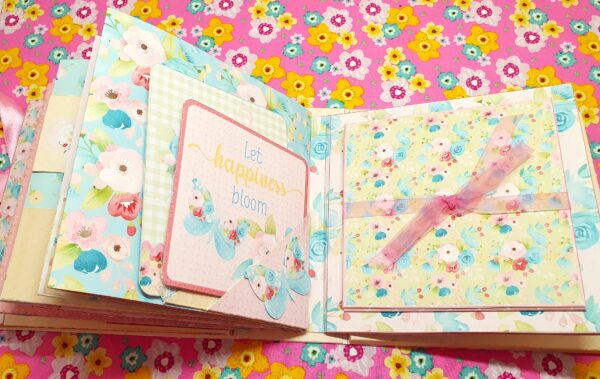 Spring Flowers 6.5x6.5 Inch Mini Scrapbook Album