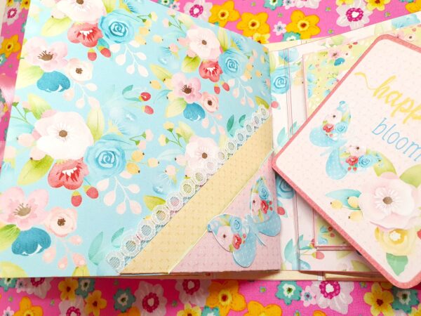 Spring Flowers 6.5x6.5 Inch Mini Scrapbook Album